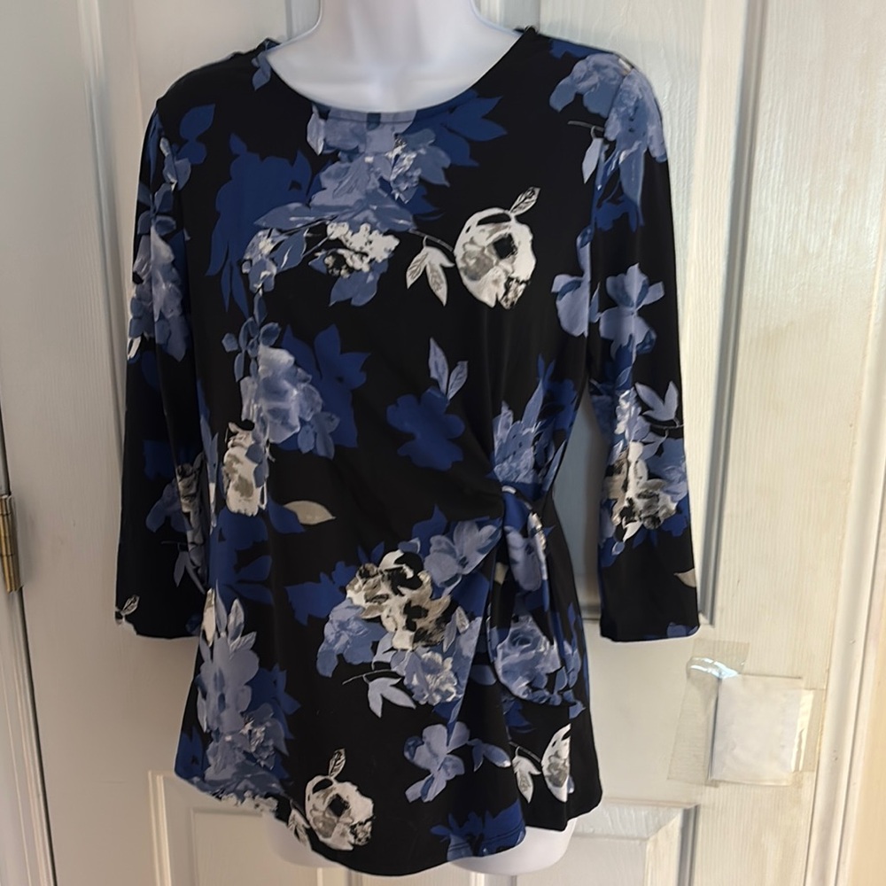 Floral Print Women's Top - Black and Blue